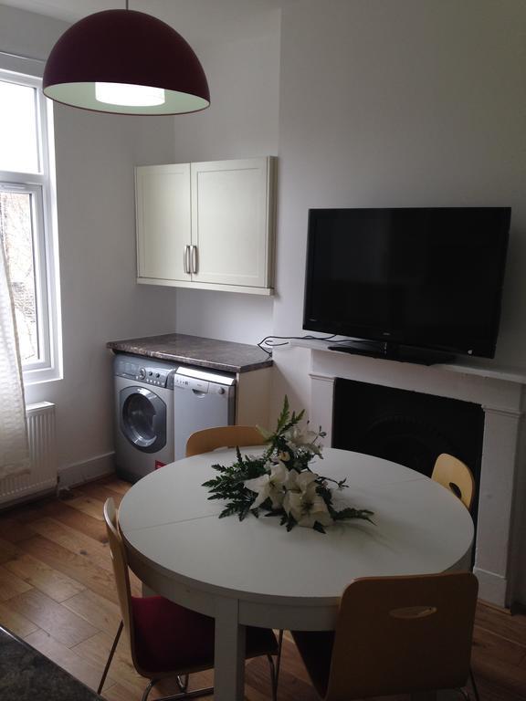 Arsenal 123 Close To Emirates Stadium Direct Eurostar Heathrow-3 Apartments Here London Exterior photo
