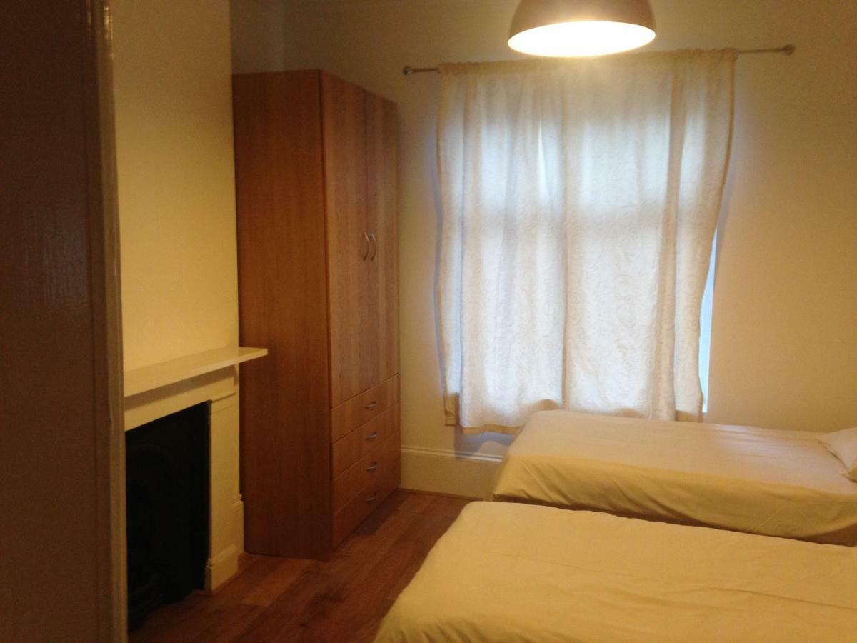 Arsenal 123 Close To Emirates Stadium Direct Eurostar Heathrow-3 Apartments Here London Exterior photo